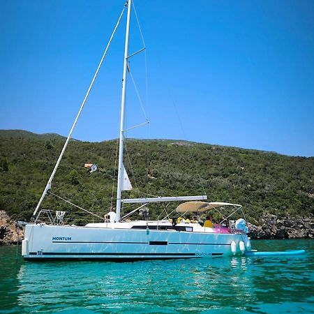 فندق Troia - Veleiro Em Marina المظهر الخارجي الصورة